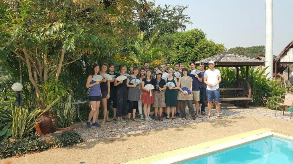 ฮิมาวาริ เรสเทอรองต์ แอนด์ คอตเทจ Hotel บ้านหนองหิน ภายนอก รูปภาพ