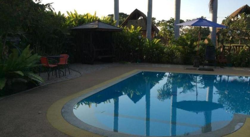 ฮิมาวาริ เรสเทอรองต์ แอนด์ คอตเทจ Hotel บ้านหนองหิน ภายนอก รูปภาพ